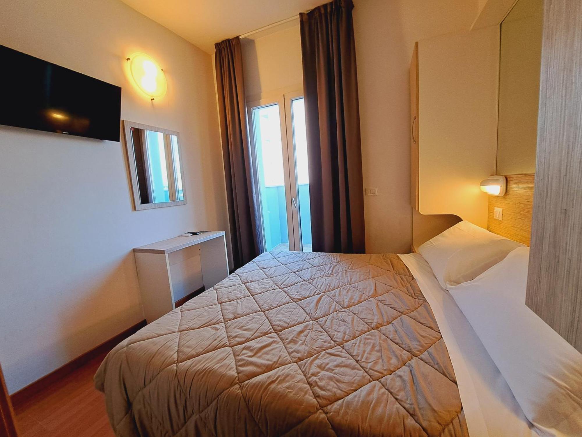 Hotel Butterfly Wellness & Spa 리미니 외부 사진
