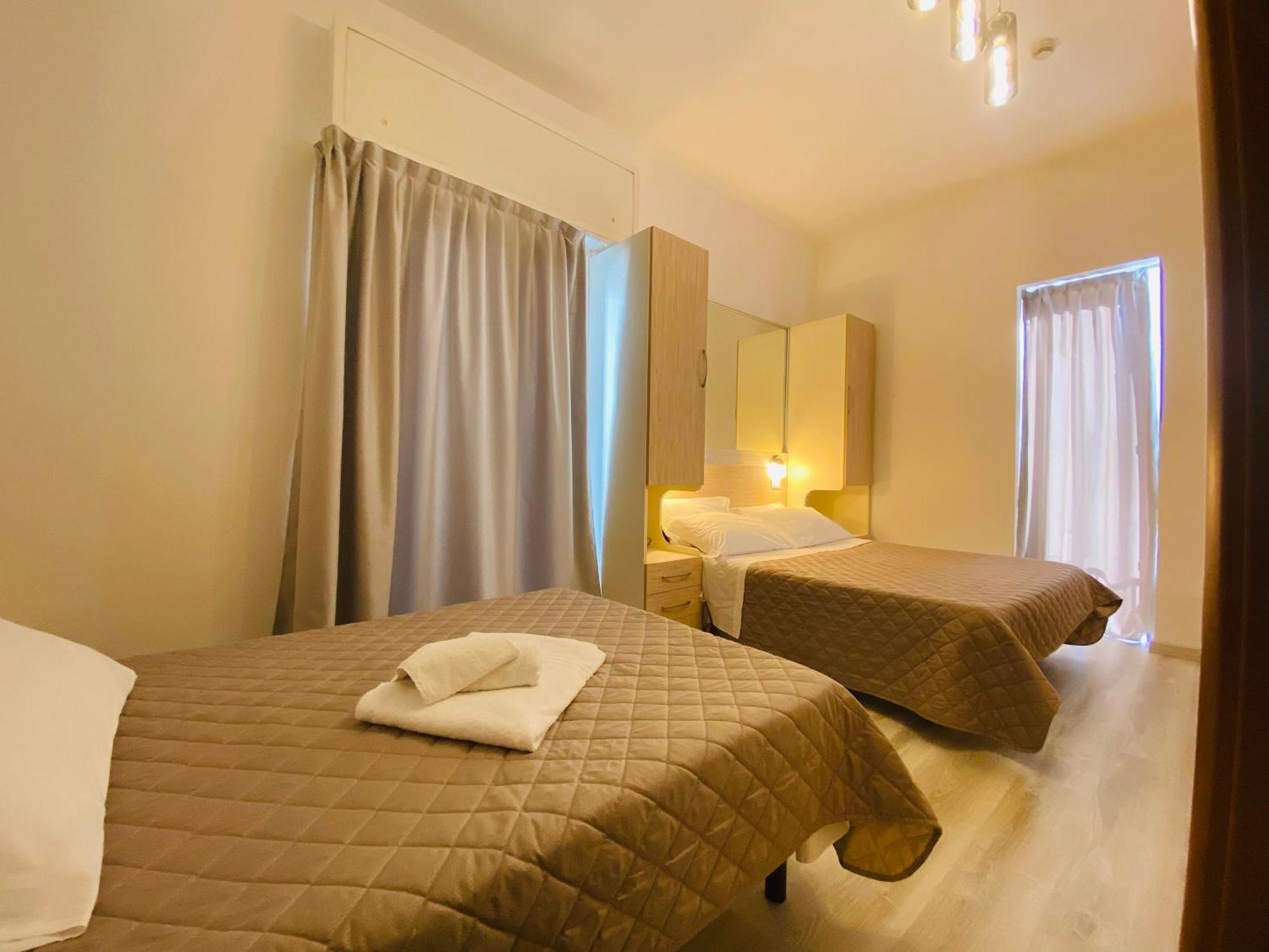 Hotel Butterfly Wellness & Spa 리미니 외부 사진