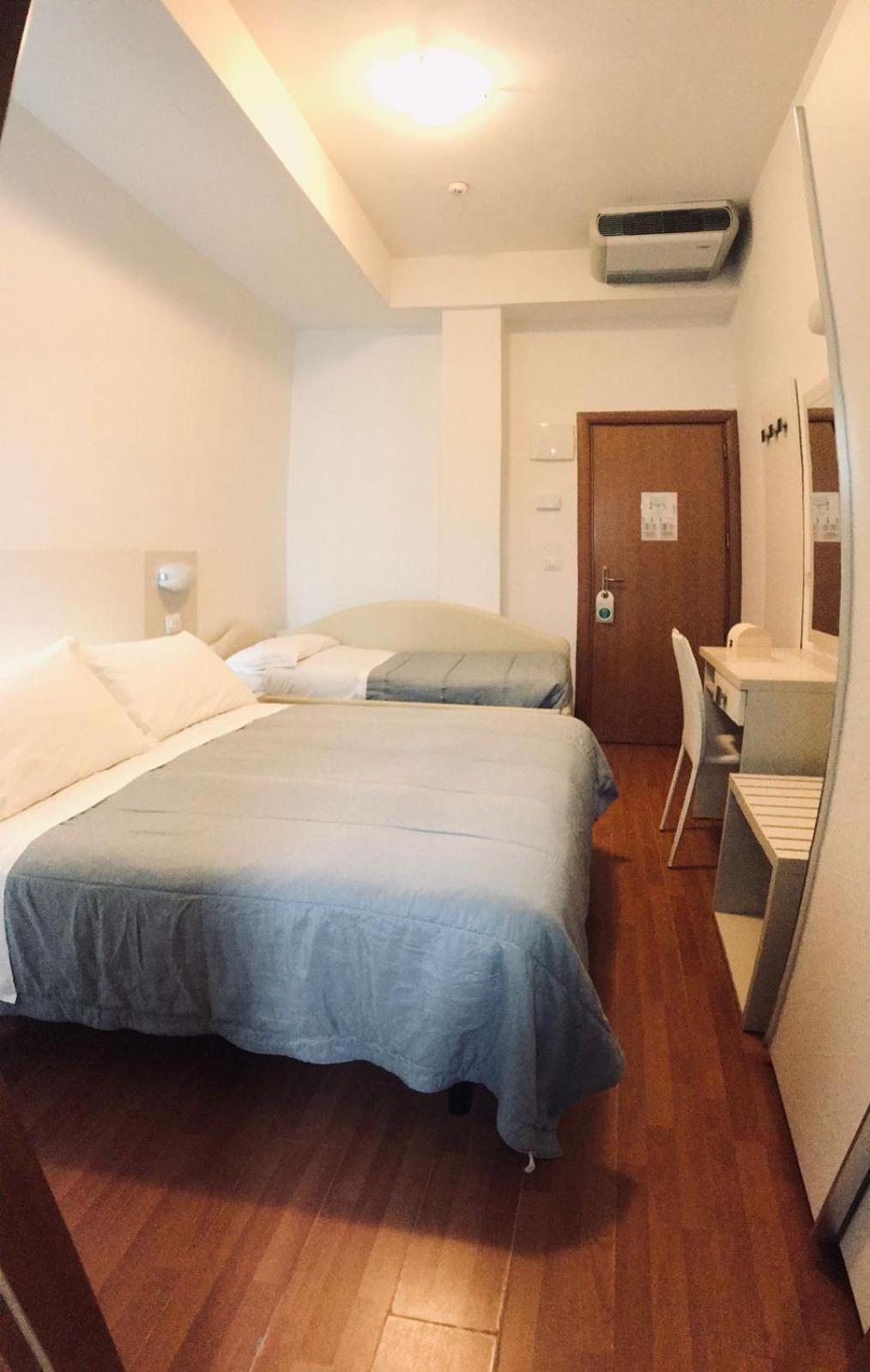 Hotel Butterfly Wellness & Spa 리미니 외부 사진