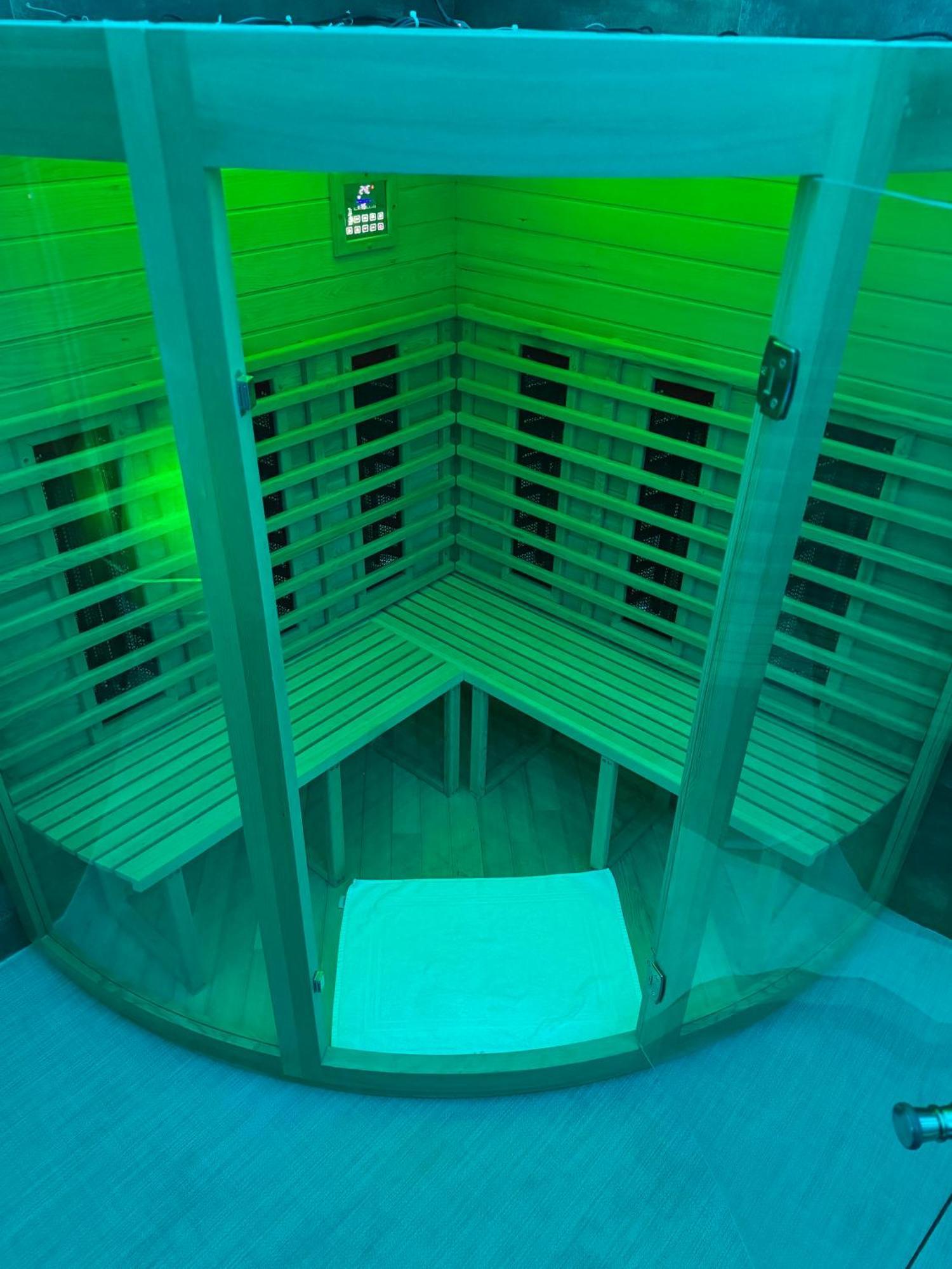 Hotel Butterfly Wellness & Spa 리미니 외부 사진
